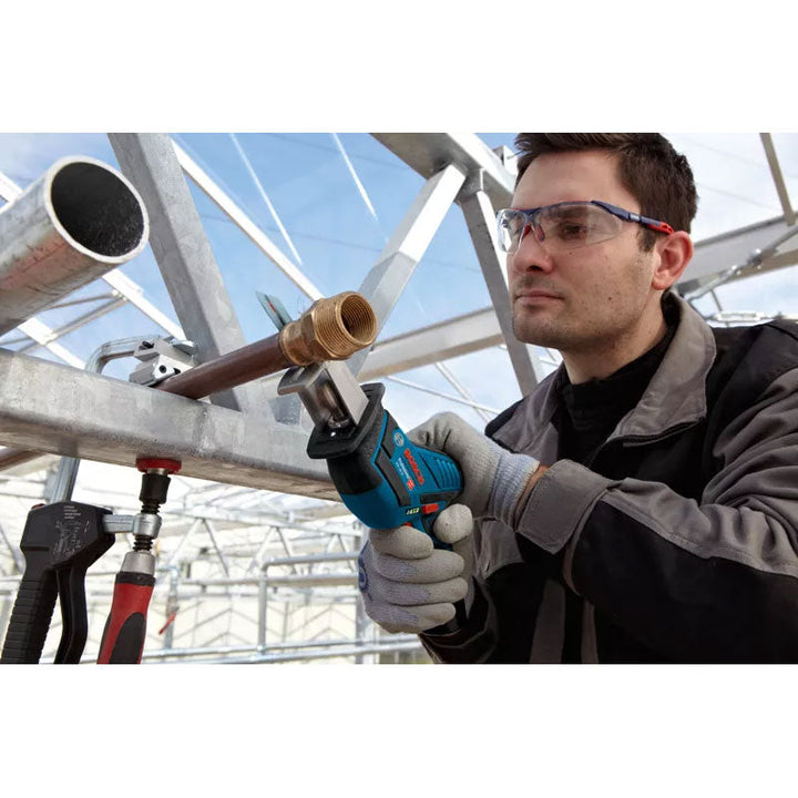 منشار ترددي عامل ببطارية ماركة بوش موديل GSA 12V-14 Professional
 5